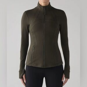 Lululemon Define Jacket in Olive Size 6